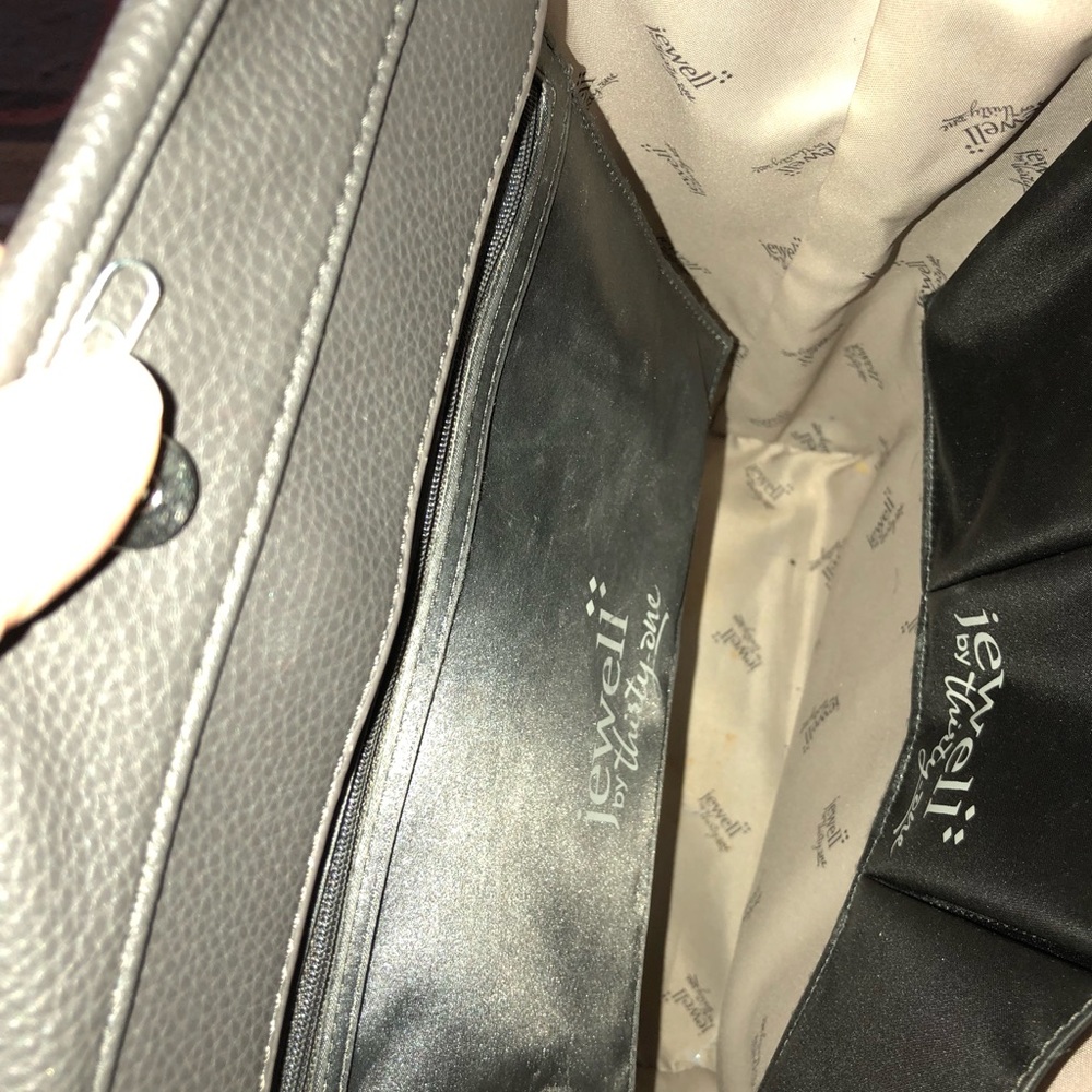 Large purse - Picture 3 of 4